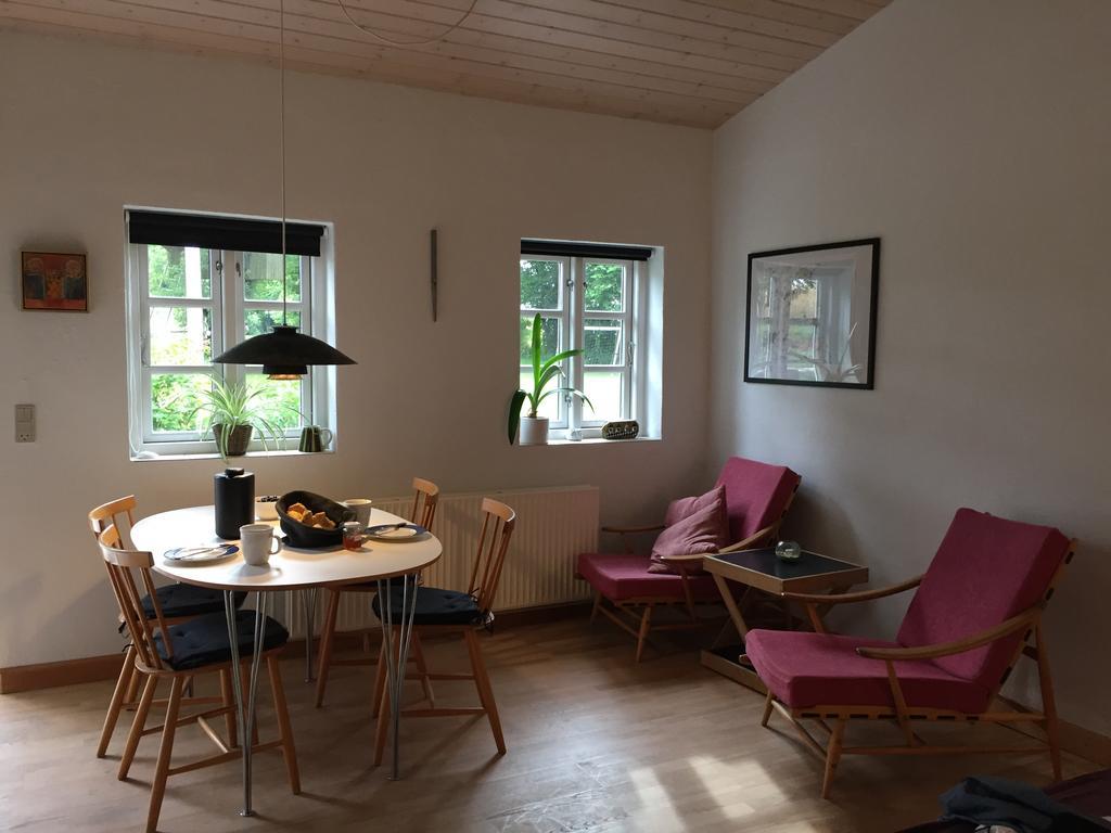 Lindegaardapartment - Woods And Sea Hejls Kültér fotó
